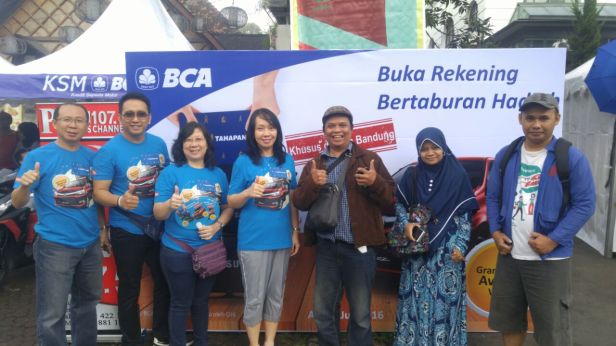 eksis bersama para petinggi BCA di Kota Bandung